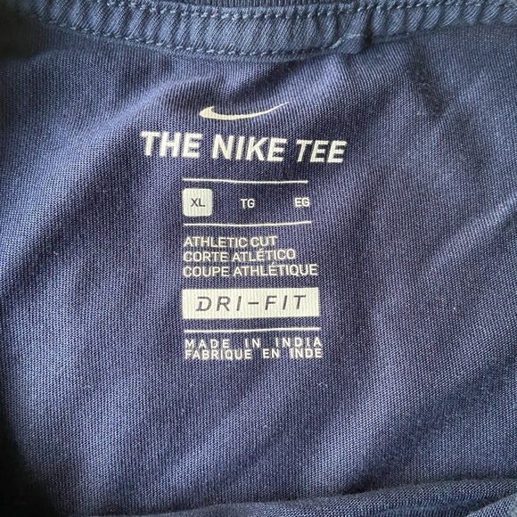 Nike Yankees dri-fit tshirt - Picture 3 of 3